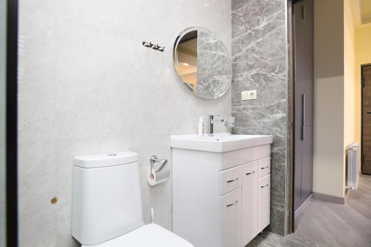 Stay Inn Apartments Near Dalma Garden Mall Yerevan Exterior photo